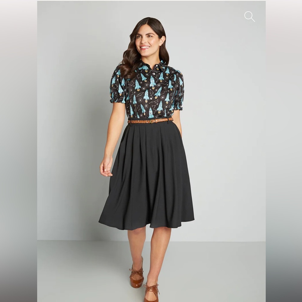 ModCloth black midi skirt with belt